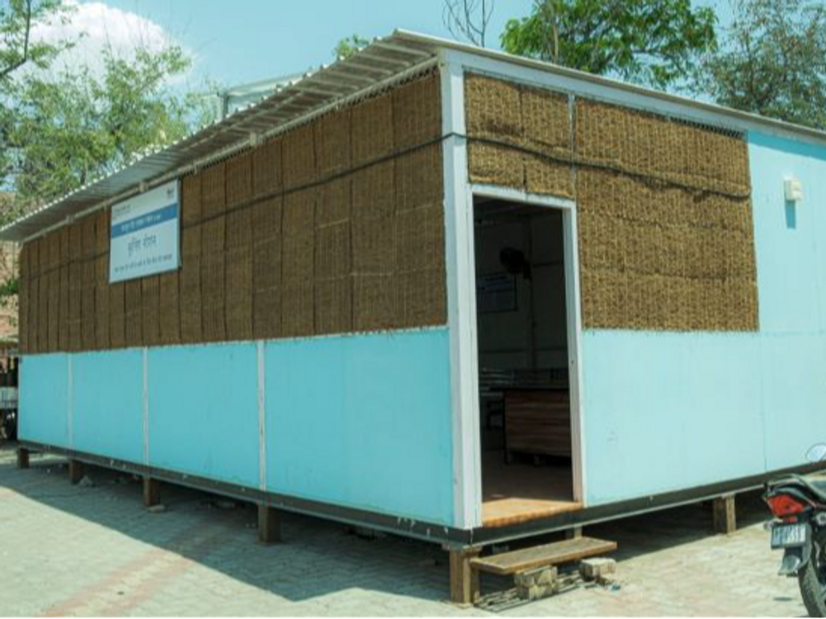 According to reports, solar panels installed on the shelter generate electricity to power fans, lights and a misting system. The roof is coated with solar reflective paint that bounces sunlight away instead of absorbing it. Beneath the roof, insulation prevents heat from building up inside the structure. The shelter also uses traditional cooling principles – wet khus (vetiver) curtains cool the air as it passes through them, while a wind tower helps push hot air out and draw cooler air inside. (Image: X) According to reports, solar panels installed on the shelter generate electricity to power fans, lights and a misting system. The roof is coated with solar reflective paint that bounces sunlight away instead of absorbing it. Beneath the roof, insulation prevents heat from building up inside the structure. The shelter also uses traditional cooling principles – wet khus (vetiver) curtains cool the air as it passes through them, while a wind tower helps push hot air out and draw cooler air inside. (Image: X)