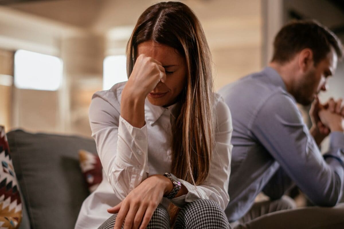9 Red Flags That You May Be In An Abusive Relationship—But Are Easy To Miss