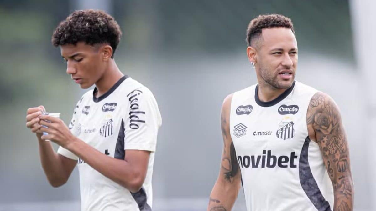 Neymar Under Fire AGAIN: Santos Star Gets Into Physical Fight With Robinho Jr - Report