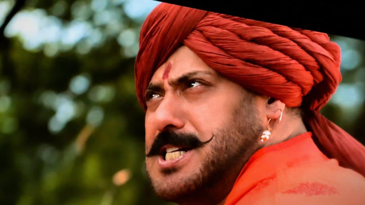 Salman Khan Sports A Turban, Flaunts Moustache In Raja Shivaji; First ...