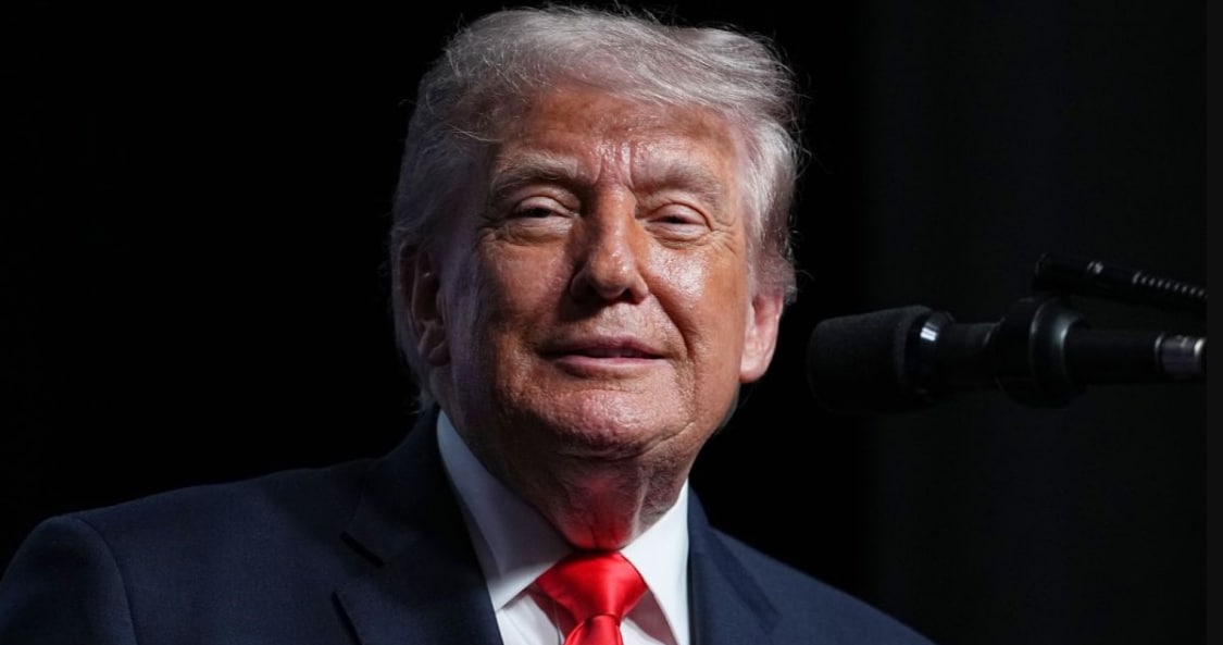 2. Donald TrumpDonald Trump is the only name that’s been officially confirmed as banned. Anna Wintour herself said in a 2017 interview with James Corden that he’s someone she would never invite again. He had attended the gala several times earlier but hasn’t been seen there since 2012.
2. Donald TrumpDonald Trump is the only name that’s been officially confirmed as banned. Anna Wintour herself said in a 2017 interview with James Corden that he’s someone she would never invite again. He had attended the gala several times earlier but hasn’t been seen there since 2012.