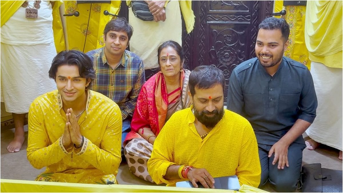 Siddharth Gupta Pens Emotional Note After Seeking Premanand Maharaj’s ...
