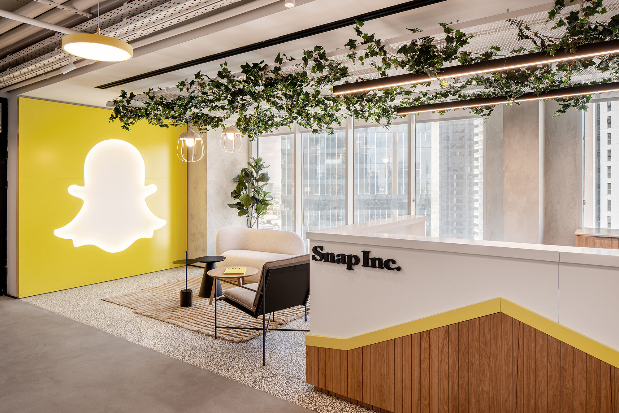 AI Layoffs 2026: Oracle, Amazon, Meta And Other Tech Giants Cut Thousands Of Jobs