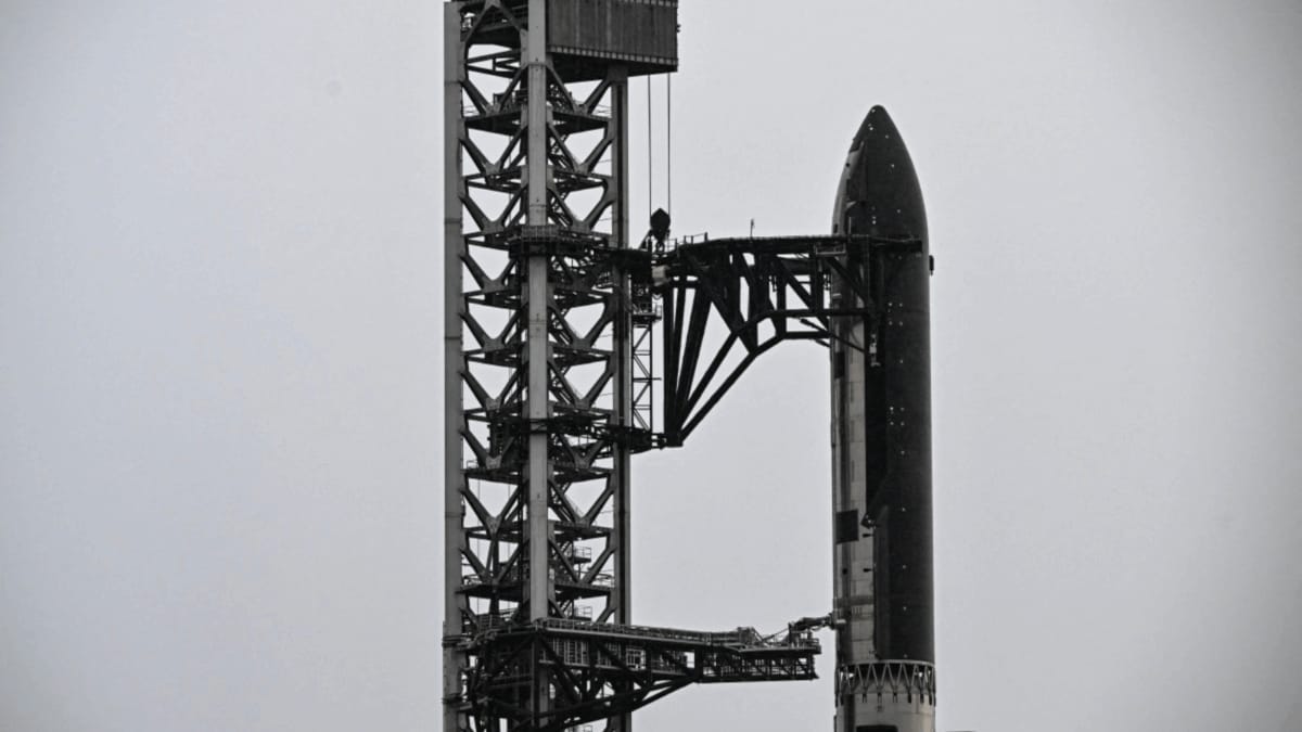 SpaceX's Starship Launch Called Off Minutes Before Liftoff, Musk Blames Hydraulic Issue