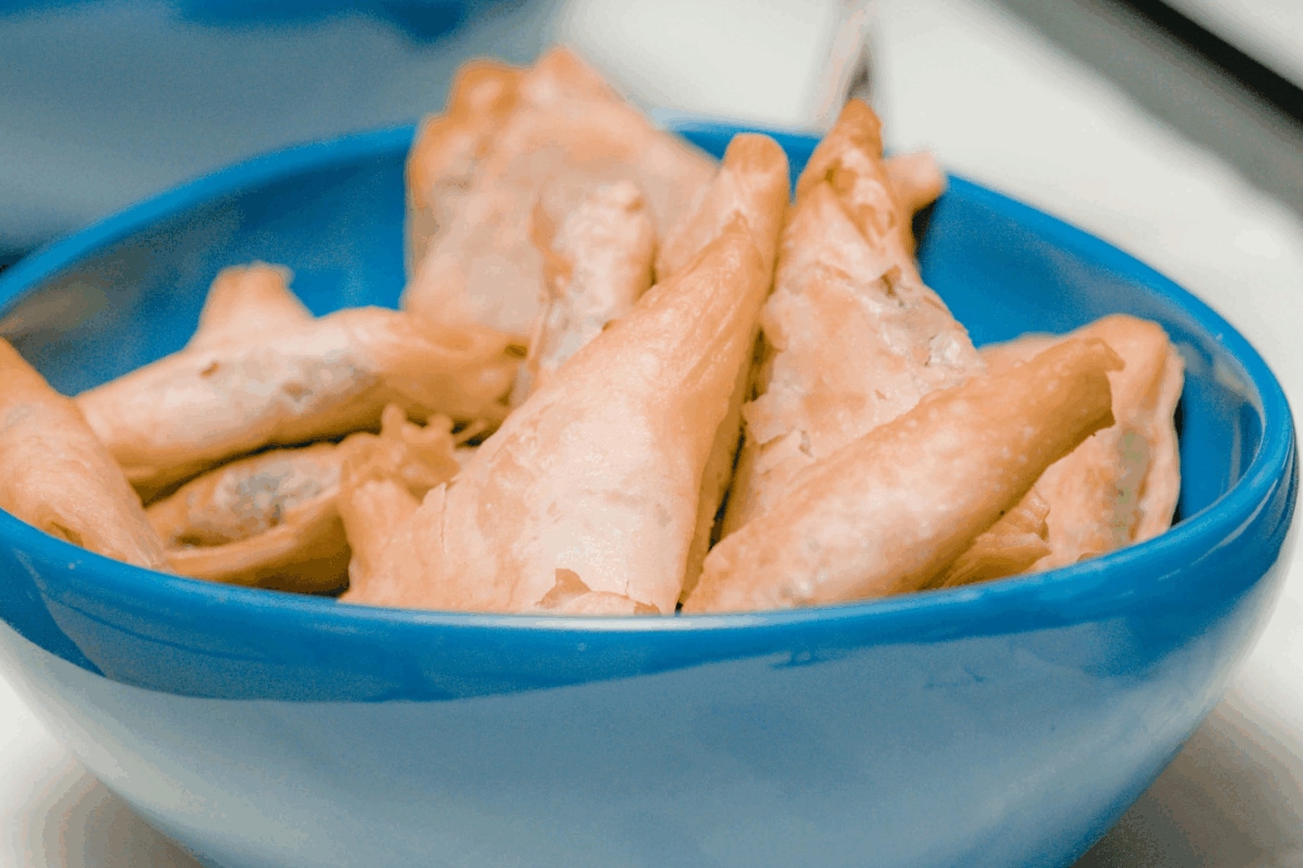 Eid-Ul-Adha Recipe: Sweet Mawa Somosas For A Festive Dessert Treat