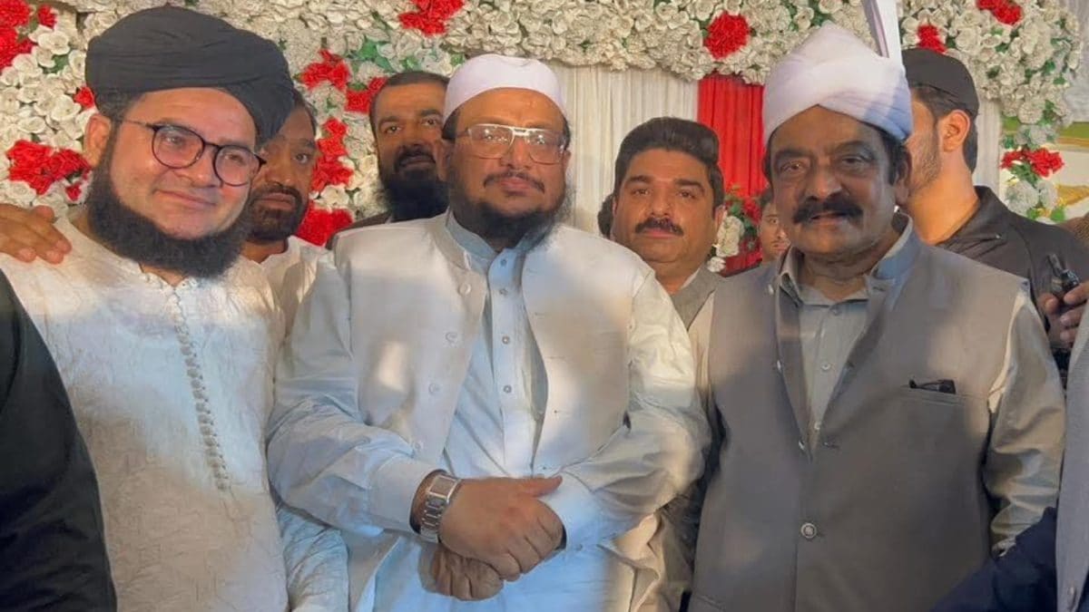 Pak PM’s Advisor, PML-N Leaders Seen Sharing Stage With LeT Leader Hafiz Talha Saeed | Exclusive