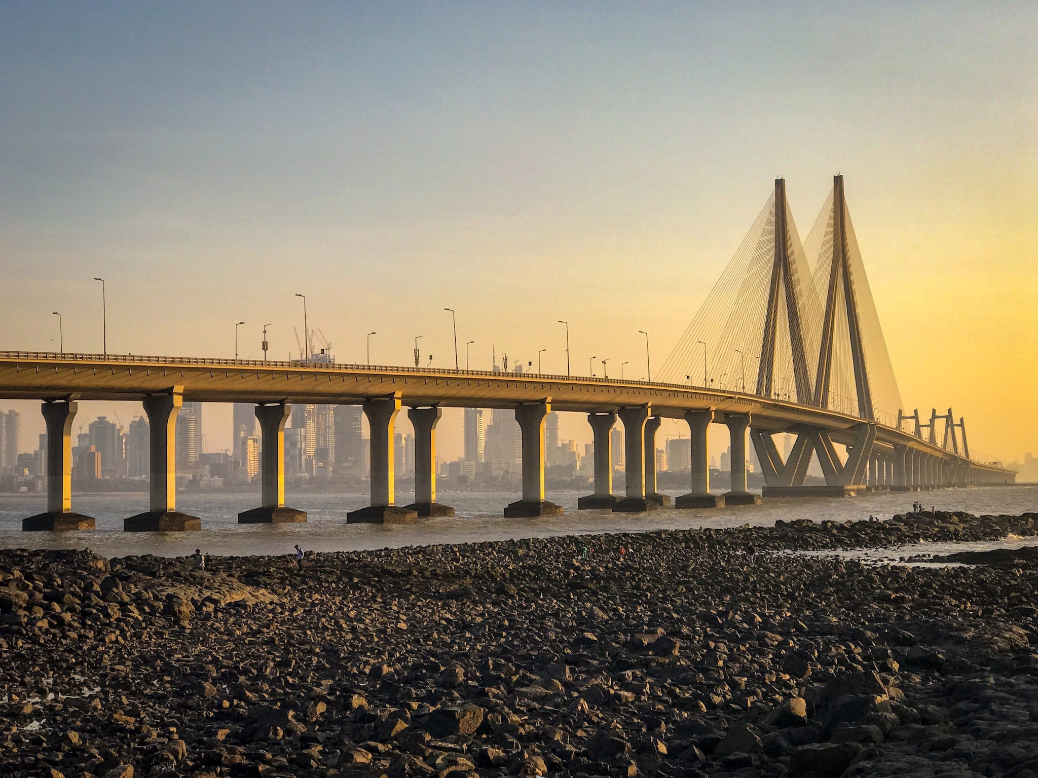 There are a few other relatively short high-speed corridors in India as well. The Mumbai Eastern Freeway, for instance, spans under 20 kilometres but plays a major role in reducing travel time within the city. Similarly, the Bandra-Worli Sea Link, though technically a bridge, functions like an expressway by offering a fast, signal-free connection across Mumbai’s coastline.