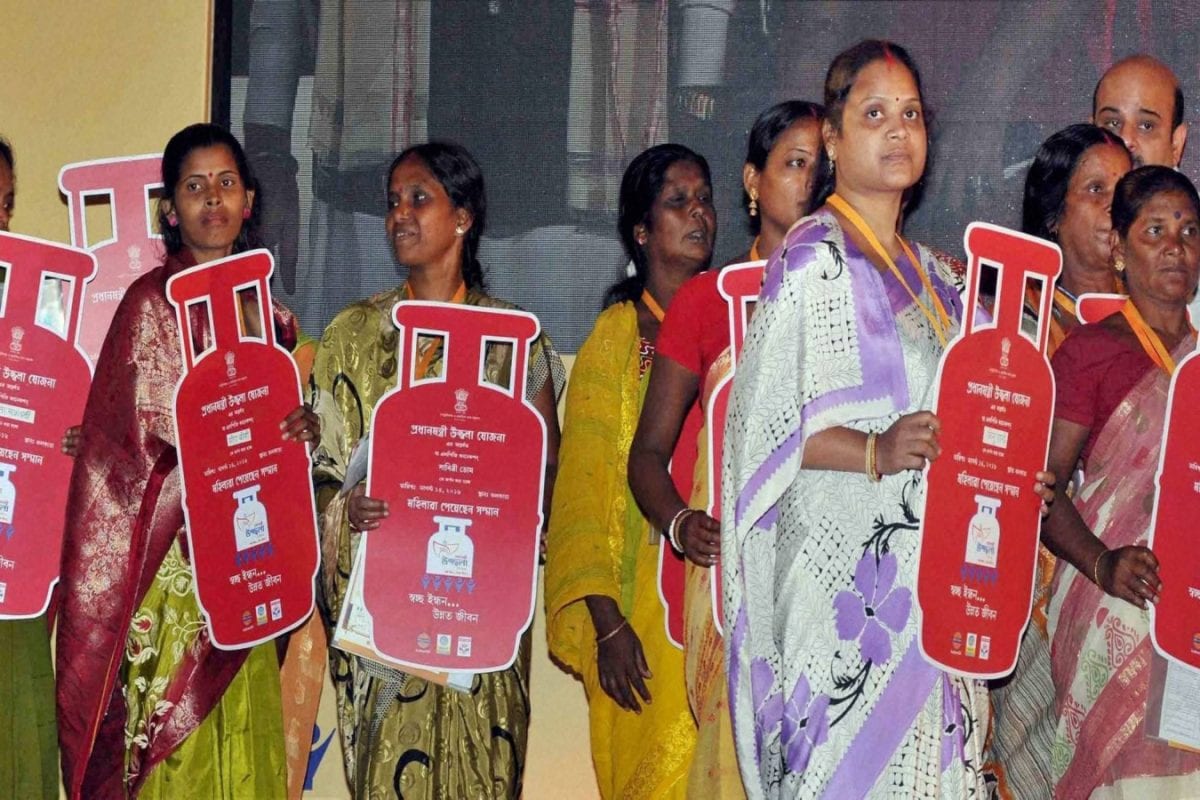 What's Behind The Ujjwala Gas Subsidy Cut? Govt Po