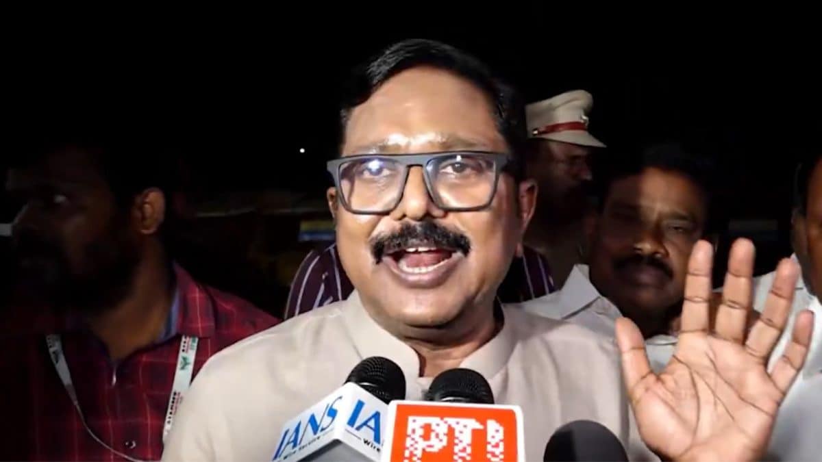 ‘TVK Has Arrogance, Hatred’: Dhinakaran Alleges Vijay Used AI Video, Forged Letter To Claim AMMK Support
