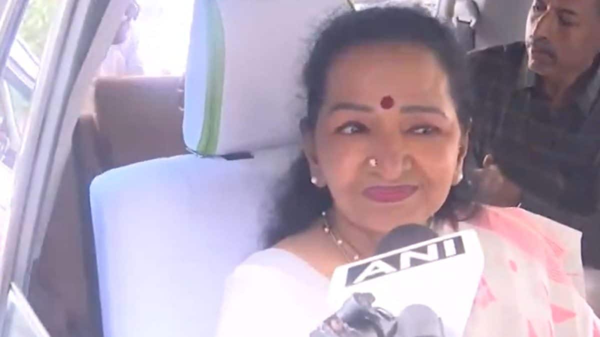 Mother’s Day Gift Like No Other: Vijay’s Mother Gets Emotional As He Takes Oath As Tamil Nadu CM Today