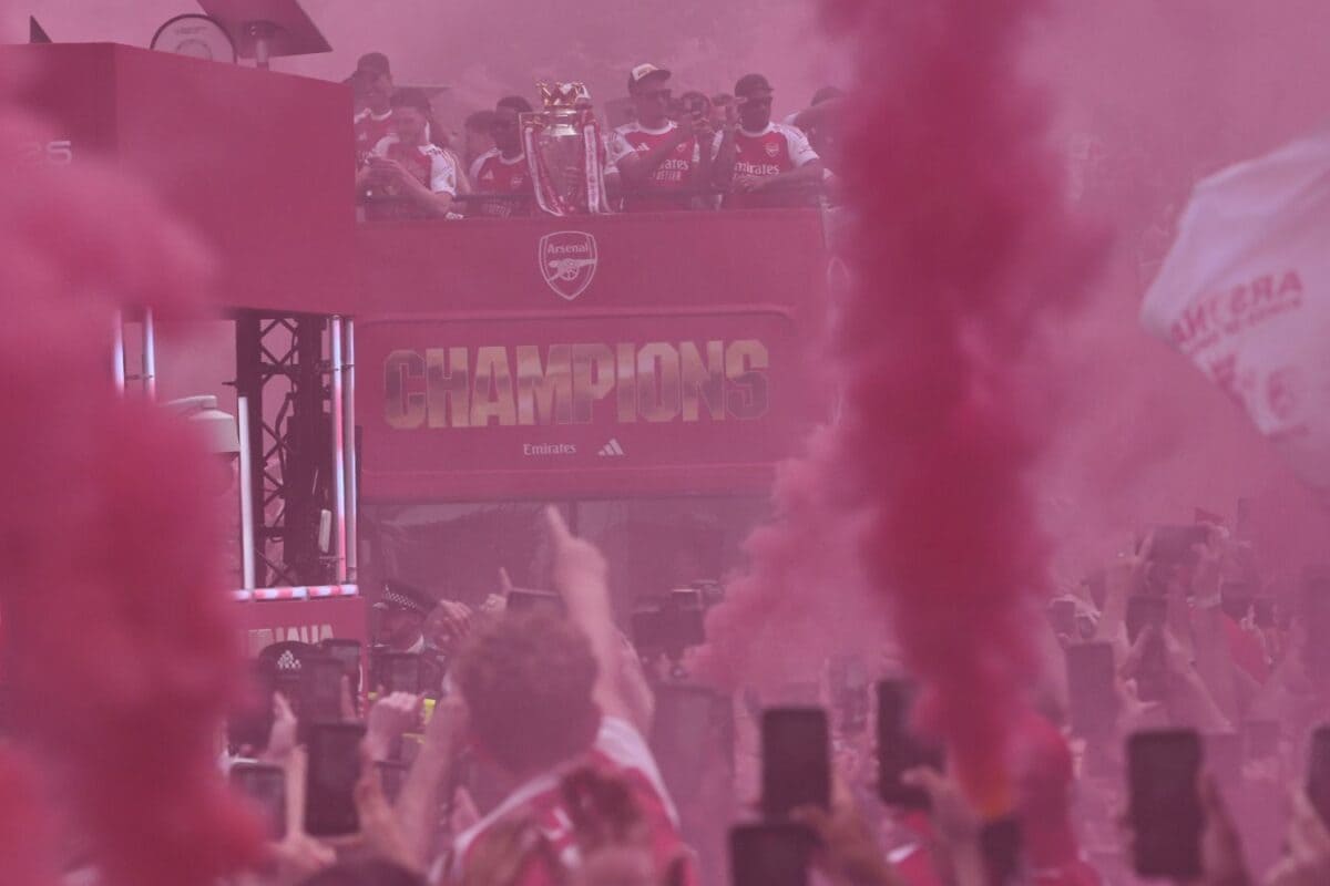 'Hero's Welcome' For Arteta And Co. As Gunners PL Trophy Parade Turns London Red| Watch