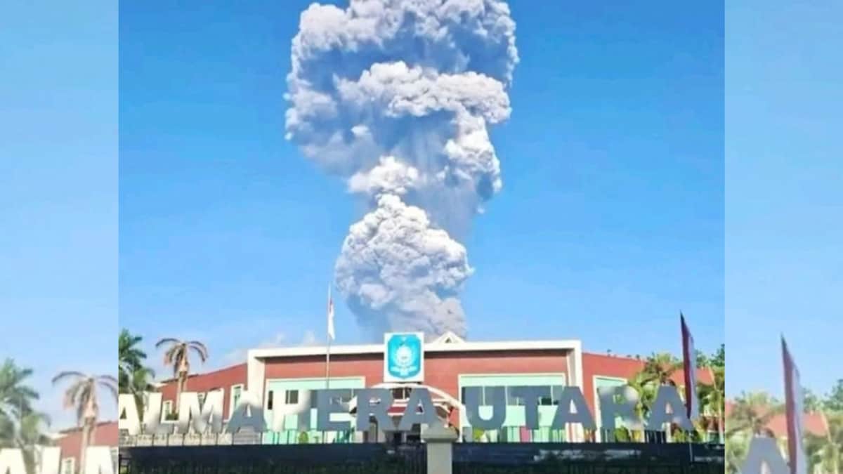 Mount Dukono Erupts In Indonesia, Rescue Hunt Underway For Missing Hikers | Video