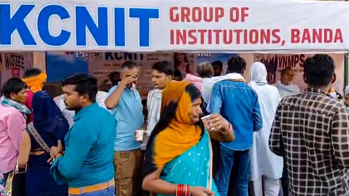 India's Hottest City Disables Traffic Signals During Afternoon As Temperature Crosses 46°C