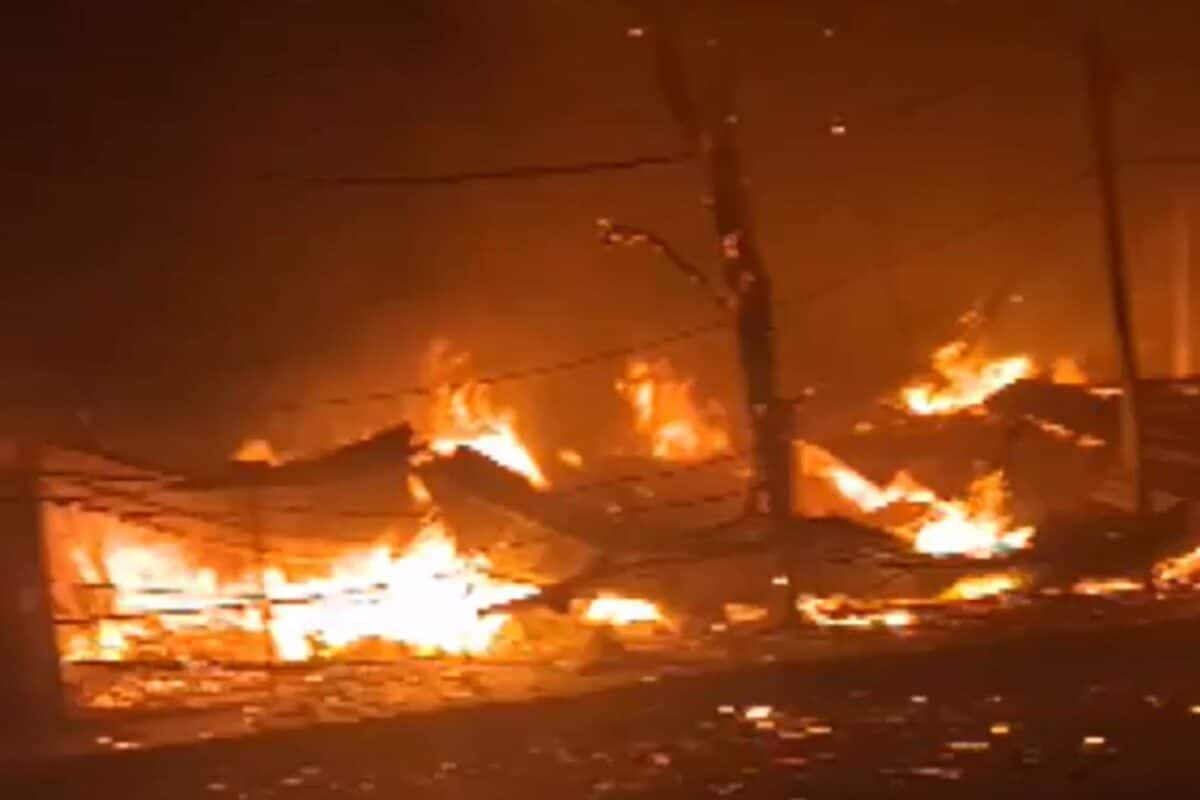 Massive Fire At Delhi’s Shastri Nagar Sparks Chaos; Locals Pelt Stones At Fire Tenders Over Delayed Response