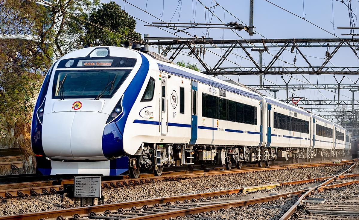The Thiruvananthapuram-Mangaluru Vande Bharat Express tops the national chart with an occupancy rate of 187.78%, the highest among all Vande Bharat services in India. This means the train consistently carries far more passengers than its total reserved seating capacity, especially due to heavy short-distance travel along the route.