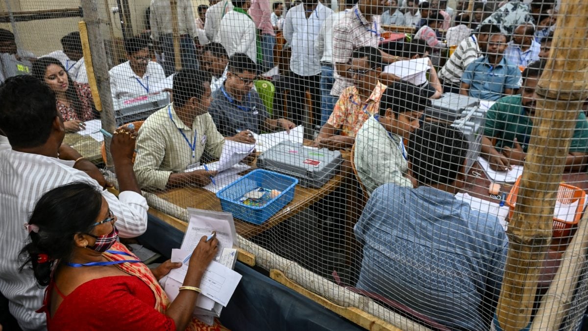 West Bengal Election Data Reveals Sharp Divide In Turnout, Victory Margins, Electoral Roll Revision