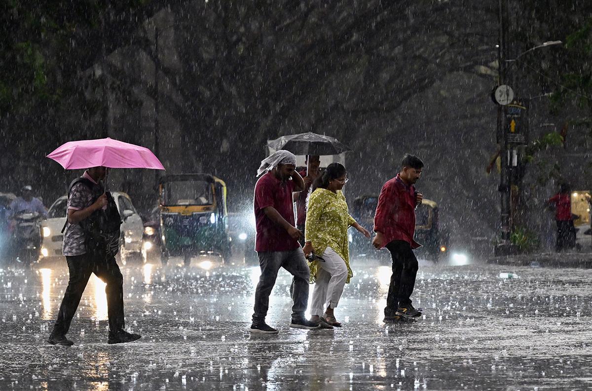 Bengaluru Weather: 'Pleasant' Temperatures Back This Week, 4-Day Rain Spell Likely From Today
