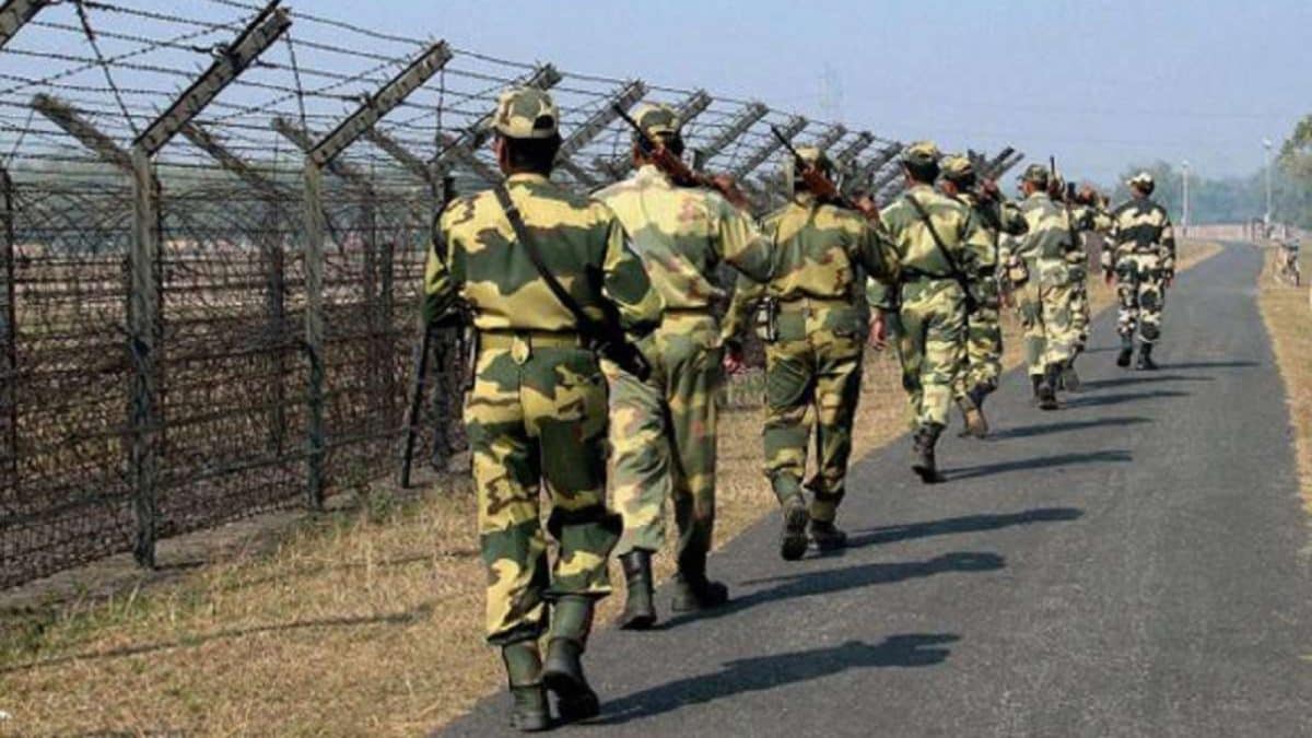 'Can't Be Intimidated With Barbed Wire': Bangladesh Responds To West Bengal Govt's Border-Fencing Plan