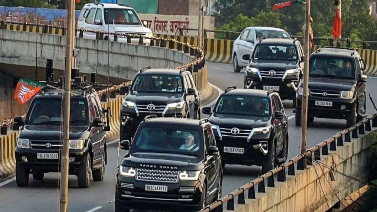 Modi Range Rover Convoy PM Modi Cuts Down Convoy Size Amid Fuel Conservation Push, Chief ...