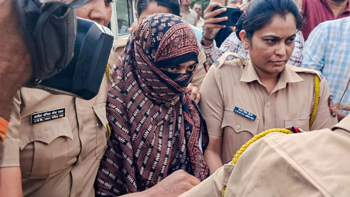 Nashik TCS Case: House Where AIMIM Corporator 'Sheltered' Nida Khan Faces Bulldozer Action
