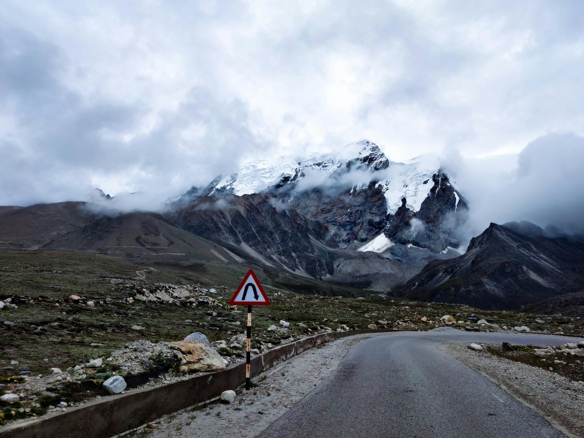  Route 2: Nathu La Pass (Sikkim)