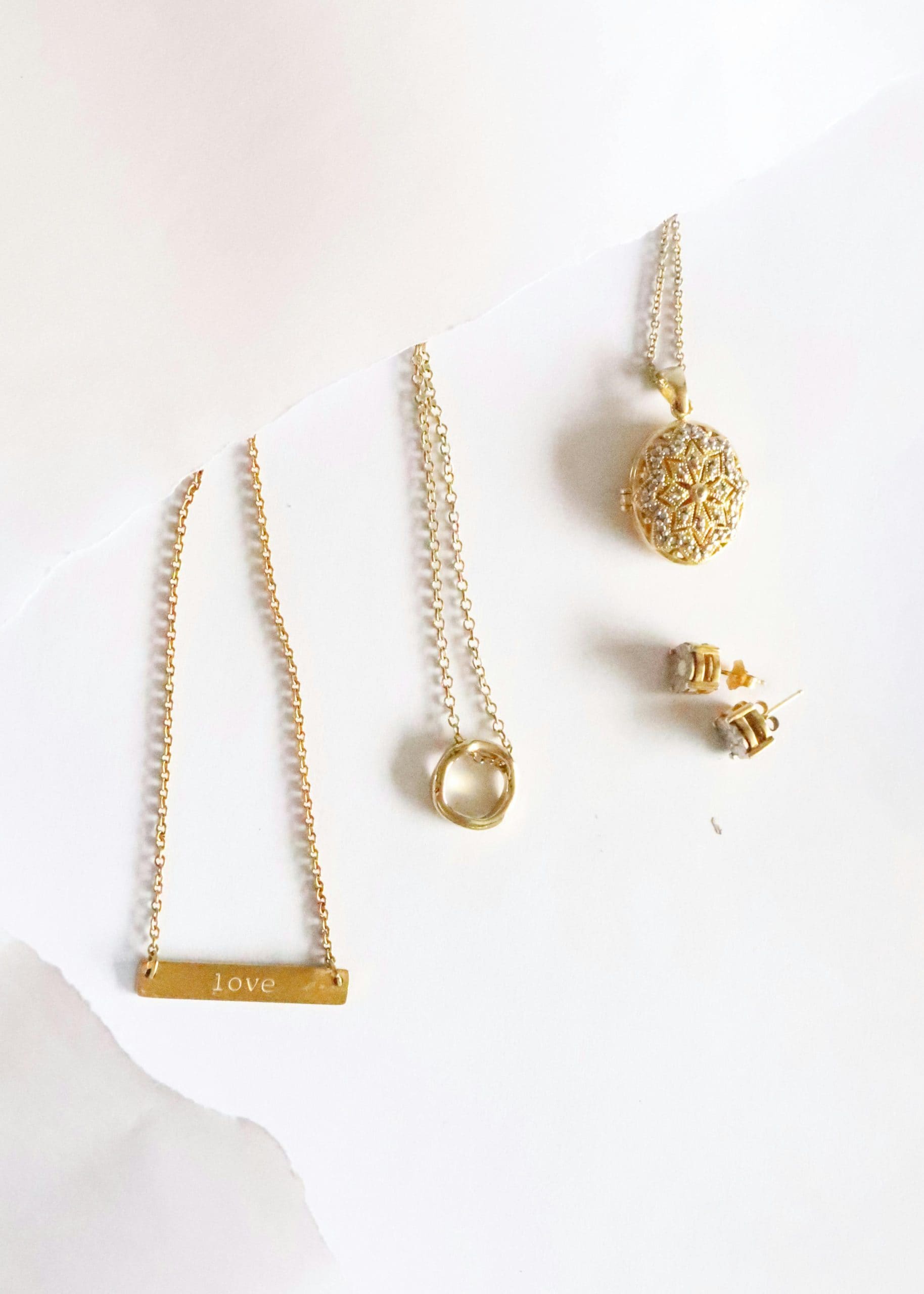  According to MoneyControl, the central government has increased the import duty on gold from 6 percent to 15 percent, causing a sharp fall in prices in the market, Raghav Dhir, a representative of Dhirsons Jewellers in Lajpat Nagar, said that this development is having serious impact on the jewellery supply chain. He suggested that customers can easily get out of the burden of increasing rates by exchanging their old gold and buying new jewellery. 