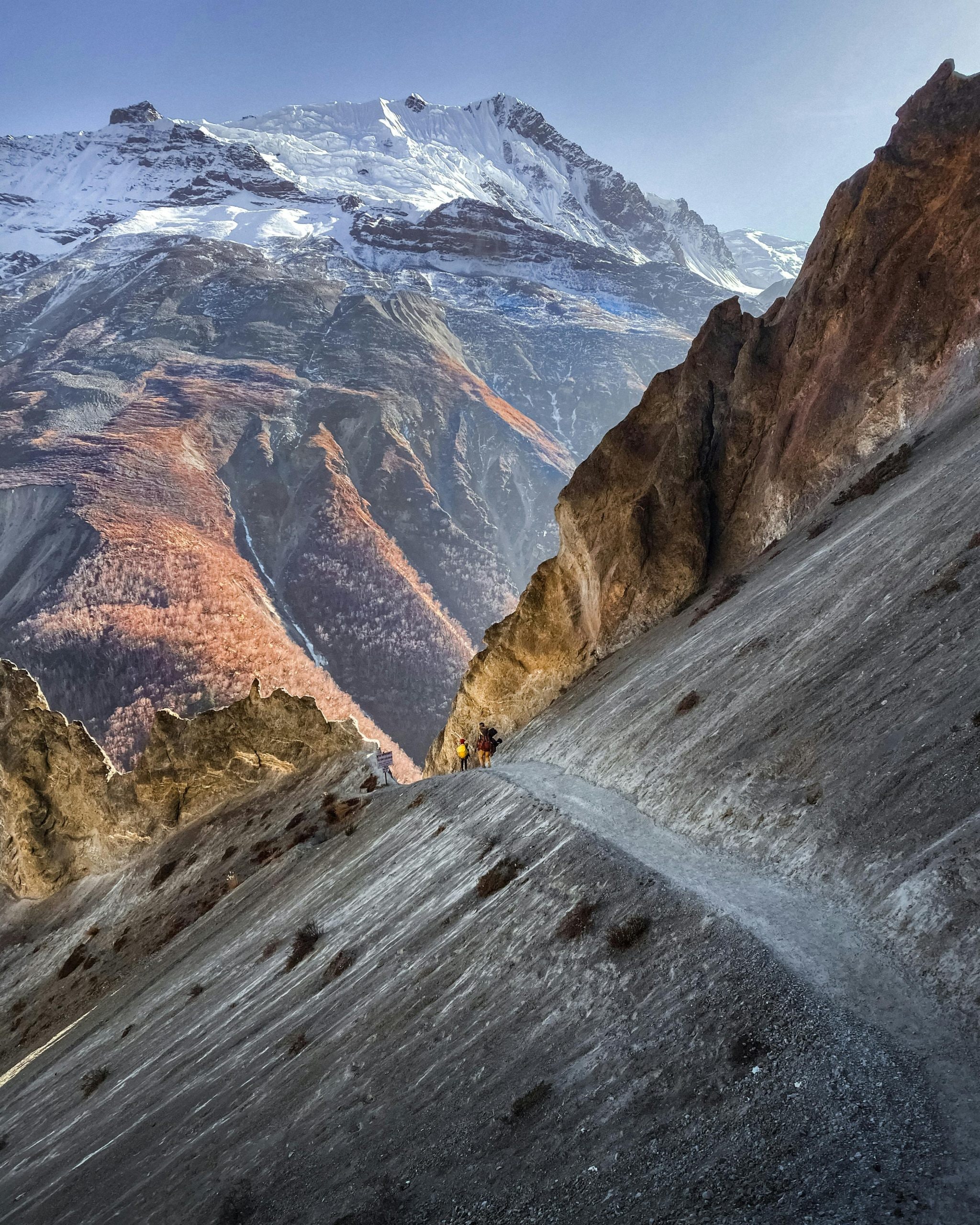  Pilgrims can choose between two primary trekking routes, both of which offer distinct landscapes and spiritual experiences. 