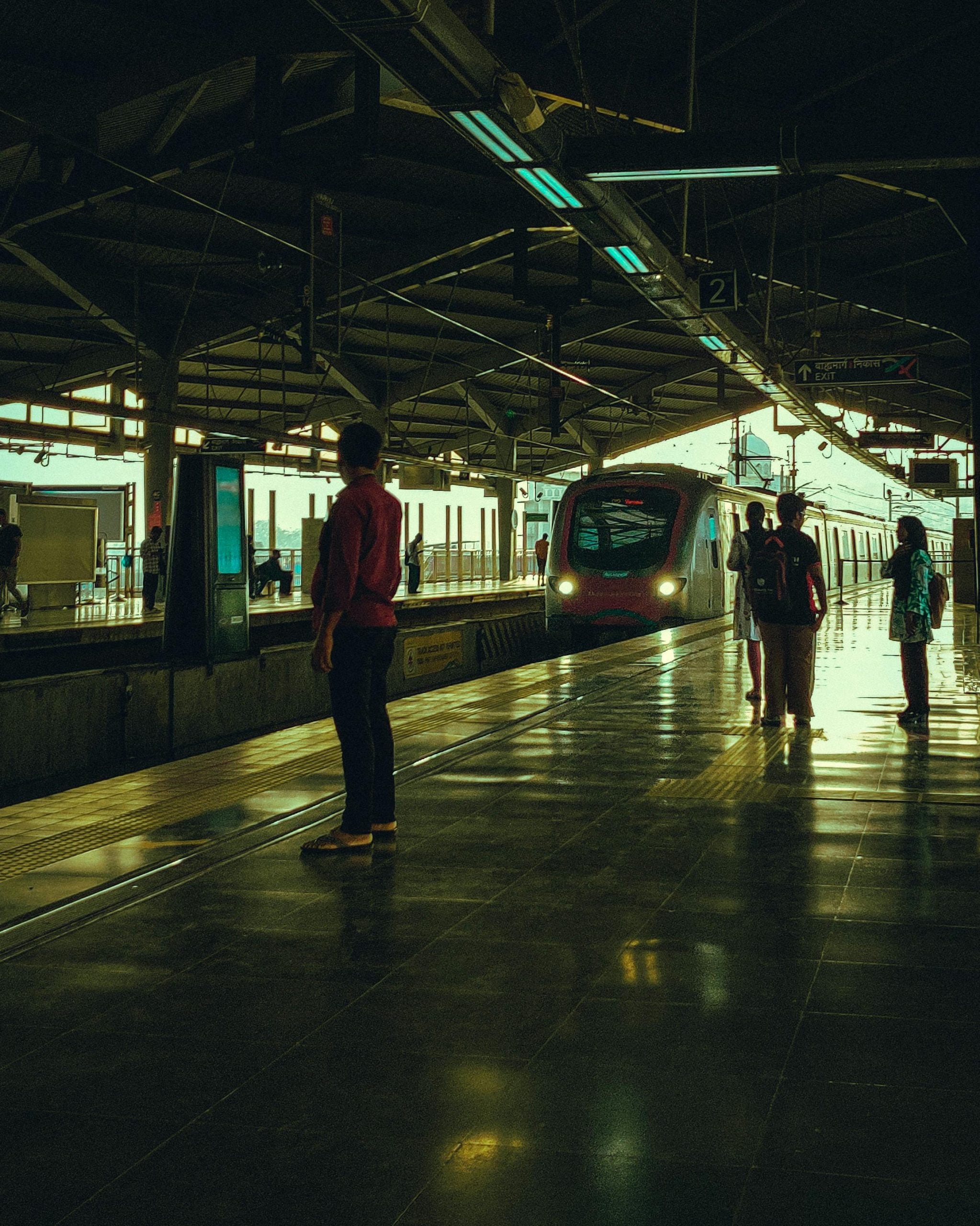  According to reports, India has 1,086 km of operational metro network across 21 cities, with Delhi, Mumbai, Bengaluru, Hyderabad, Chennai, Pune, Ahmedabad, Kochi and others well connected. The Delhi Metro Rail Corporation (DMRC) data states, the metro serves an average of 46.3 lakh passengers every day. Meanwhile, a car covering a 10-km city commute consumes nearly half a litre of petrol in heavy traffic. Choosing the metro for just two trips a week can save around 4 litres of fuel monthly per commuter, while also cutting parking charges, toll expenses, and reducing pressure on India’s oil import bill. 