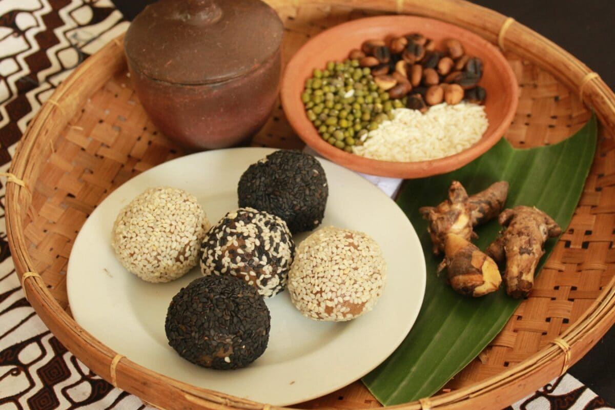 These Seed Balls Are Chocolatey, Fudgey And Great For Your Menstrual Cycle | Try It