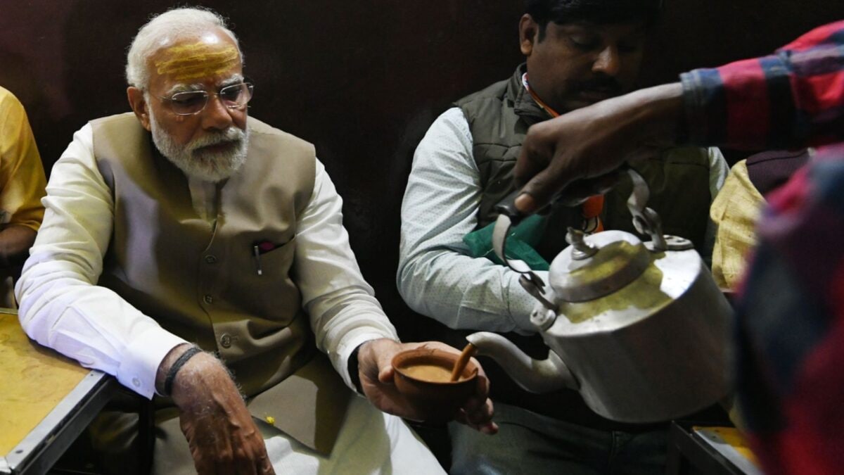 PM Narendra Modi’s Chai Moments: From Tea Stalls To Global Leaders