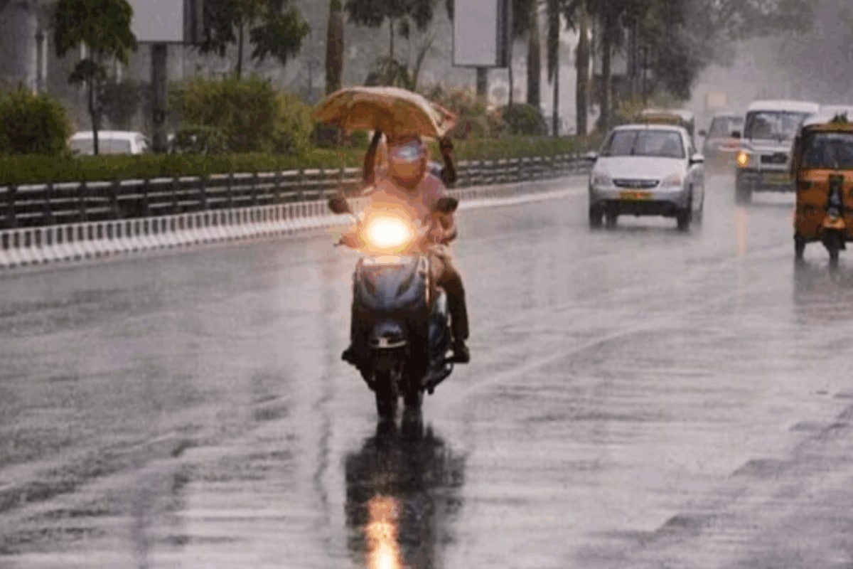 Delhi-NCR Temperature Drops Nearly 10°C After Rain: How Long Will Relief Continue?