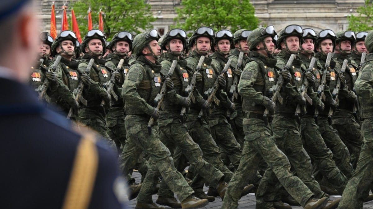 Russia, Ukraine Accuse Each Other Of Violating Ceasefire, Casualties Reported On Both Sides