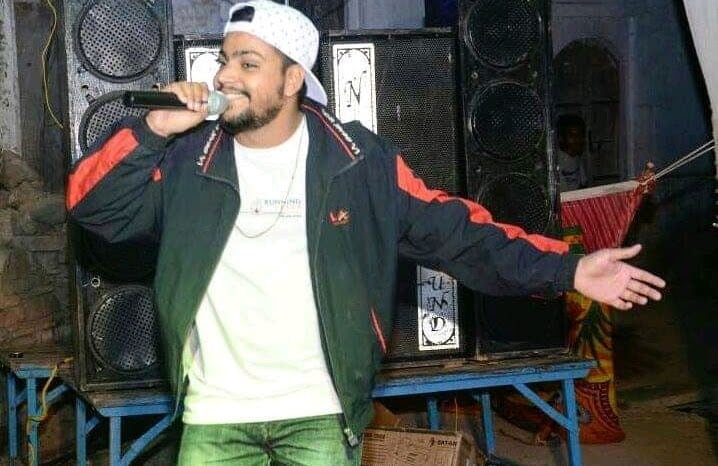 MP Boy, Mumbai Stage: Who Is Santy Sharma & Why Is He Calling ...