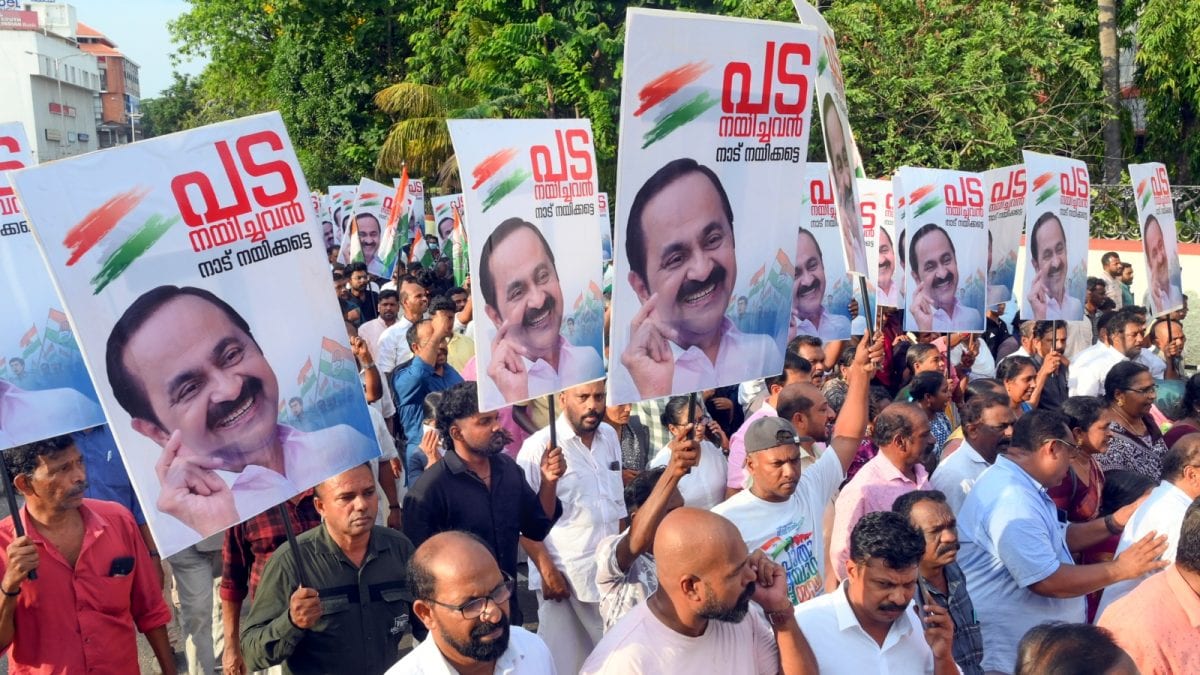 'Unruly Behaviour': Kerala CM Suspense Sparks Protests, Poster Wars Within Congress Cadres