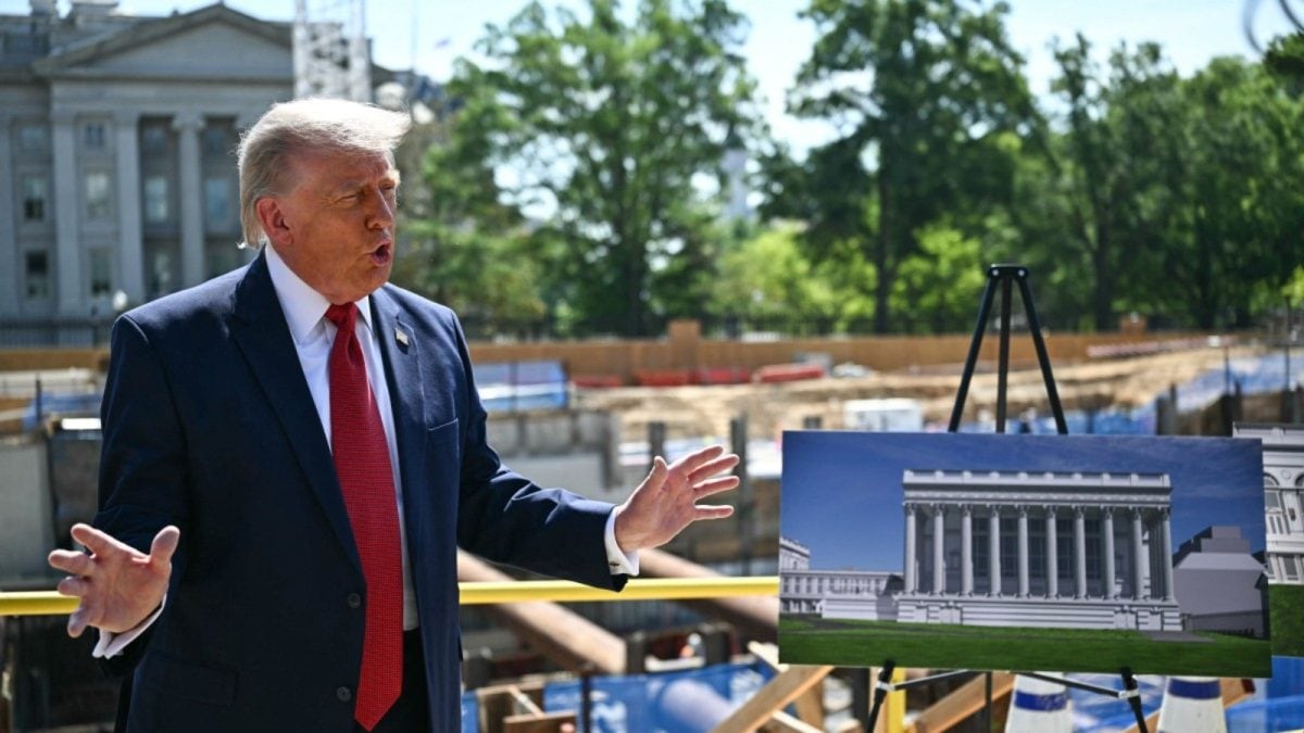 Trump Claims Drones Would 'Bounce Off' His New $400 Million White House Ballroom Roof
