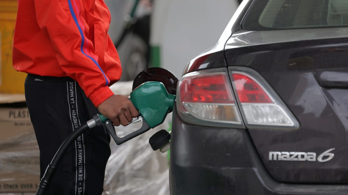 Trump's War Hits American Wallets: US Citizens Forced To Pay Rs 3.3 Lakh Crore Extra On Fuel