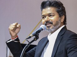At his swearing-in, sharp-eyed viewers spotted what appeared to be a kalawa — the sacred red-yellow Hindu protective thread — on Joseph Vijay Chandrasekhar's wrist, alongside the steel bracelet.