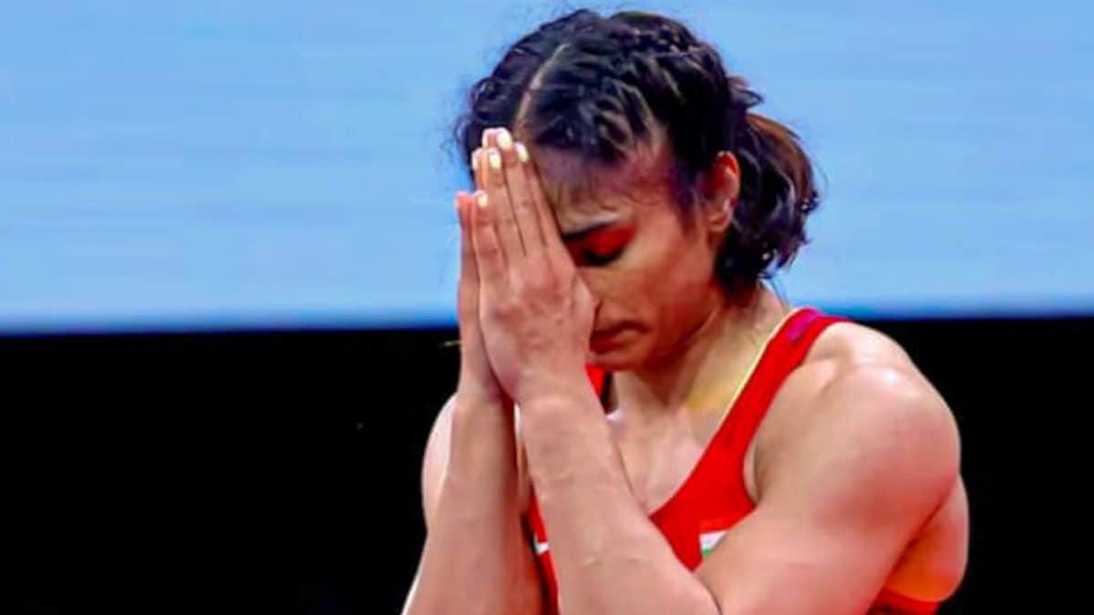 Vinesh Phogat Declared Ineligible To Compete Till June 26, WFI Issues Show-Cause Notice