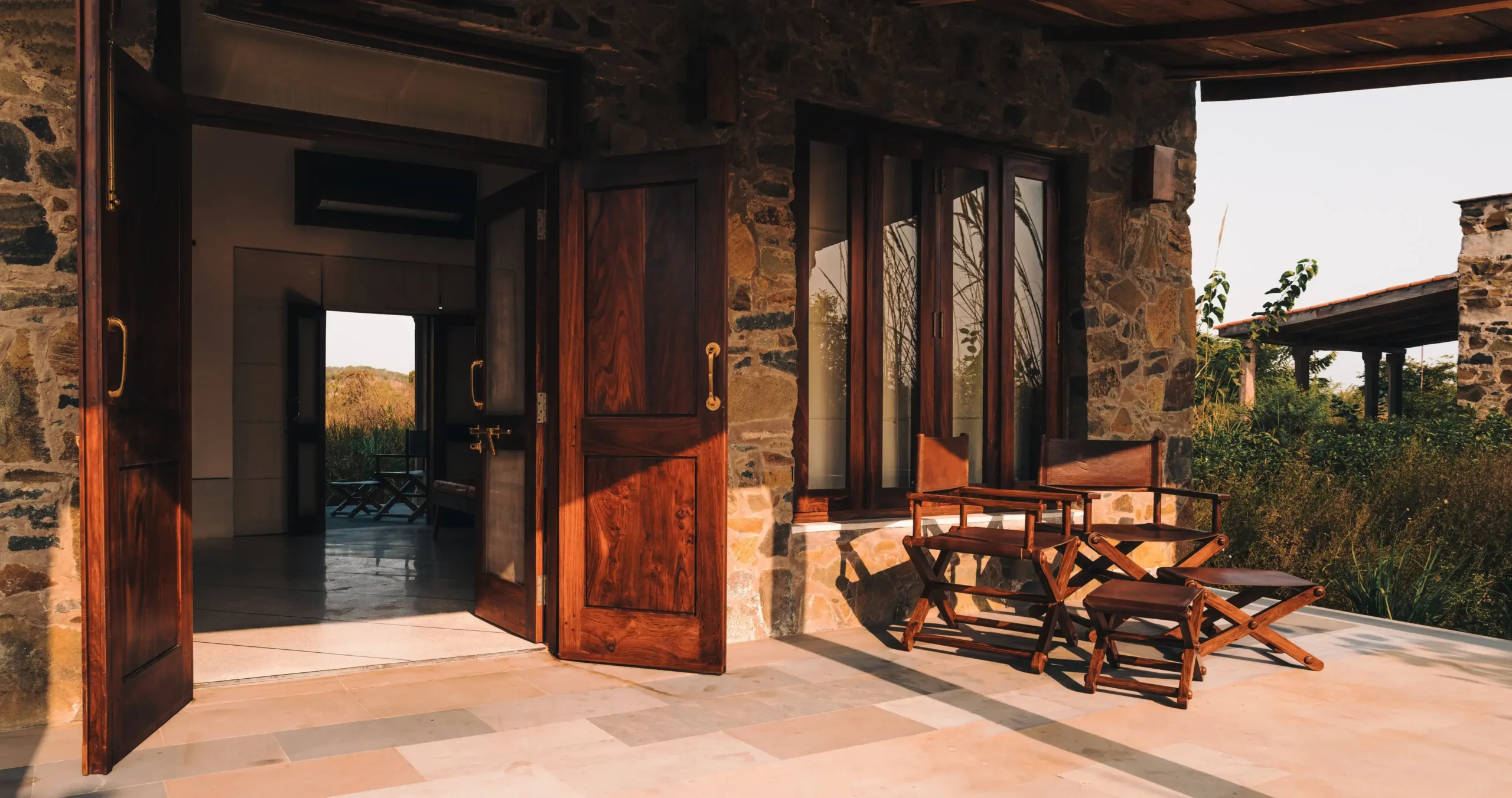 For something more design-forward, the newly opened Sariska Lodge sits on 15 acres at the edge of the reserve.