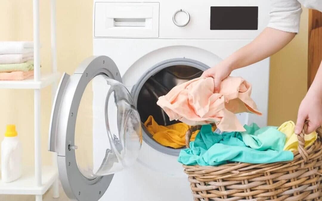 Make sure zippers are fully closed before washing jeans, jackets, bedsheets or similar items. Open zippers can catch on other clothes and cause tears. Leather garments should also be kept out of the washing machine, as water and heat may cause the material to shrink or lose its original shape.