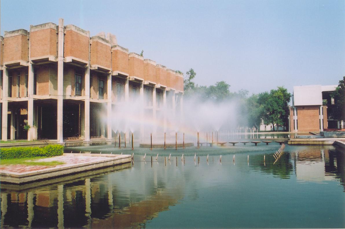 IIT Kanpur, Uttar Pradesh: IIT Kanpur has built a reputation for its rigorous academics and strong emphasis on scientific research. Its graduates are among the most sought after by top recruiters in India and abroad.
