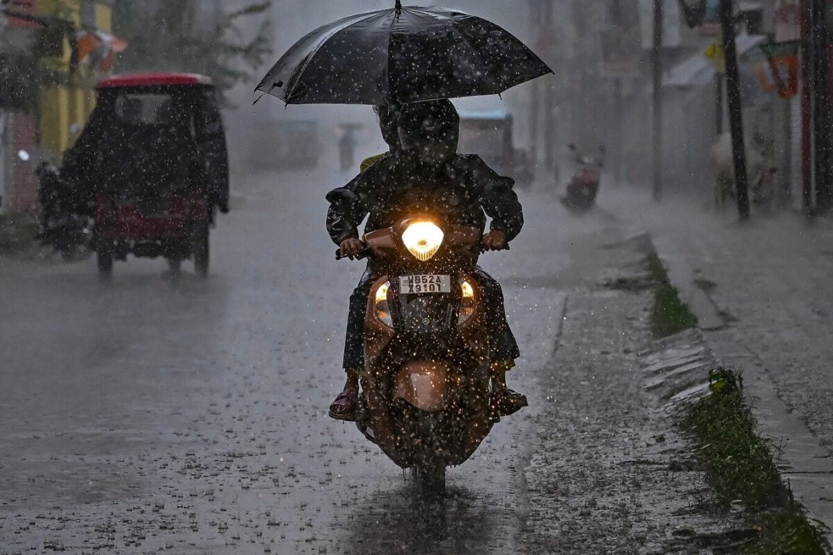 Mumbai Wakes Up To Showers; Northeast, South Get Rain: Monsoon Finally Set To Arrive?