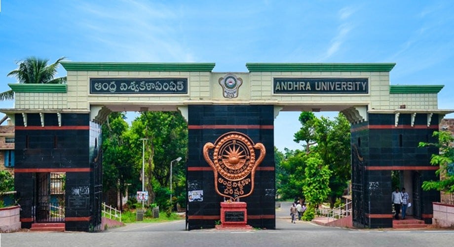 Andhra University College of Engineering, VisakhapatnamOne of the state's oldest engineering institutions, AU College of Engineering remains a popular choice. While core branches are highly competitive, students with 10,000-25,000 ranks may find opportunities in selected streams depending on category.