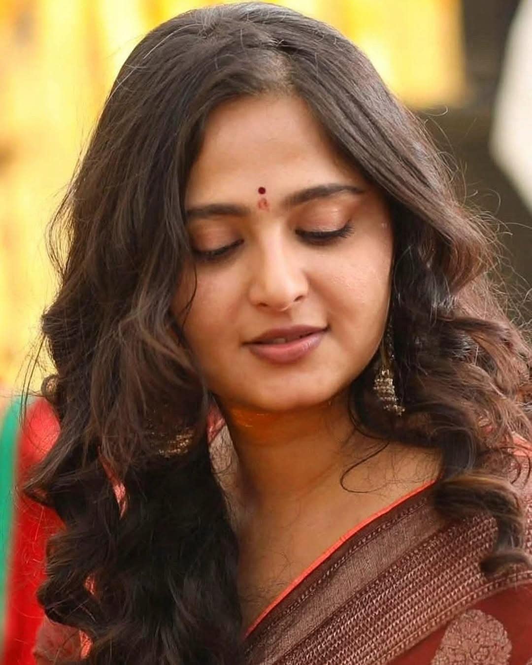 Anushka Shetty: Baahubali actress shared openly about living with a rare neurological condition called Pseudobulbar Affect (PBA), also known as the laughing disease. The condition causes sudden, uncontrollable episodes of laughter or crying that are not connected to her actual emotional state.  (Image: Instagram)