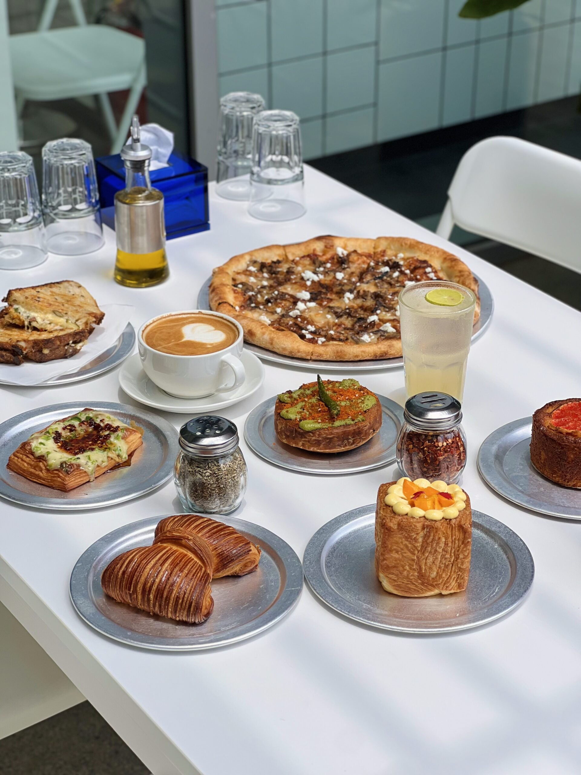 TwentySeven Bakehouse, Goregaon