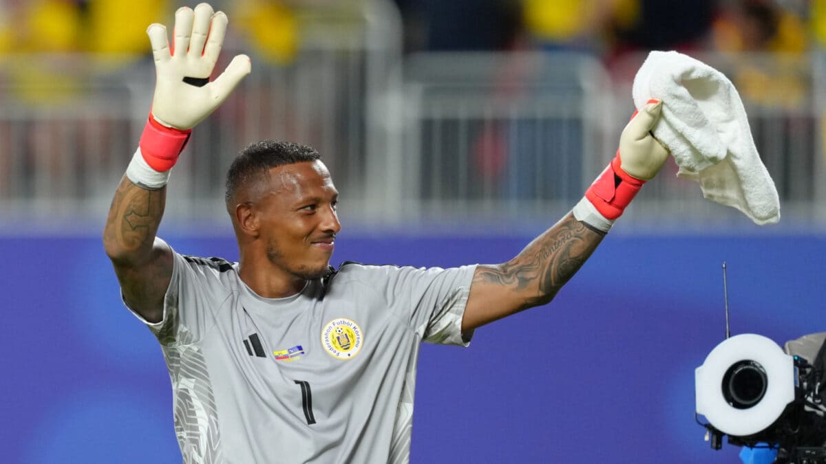 Make 'Room' For the Hero! Curacao Make World Cup History With Ecuador Stalemate