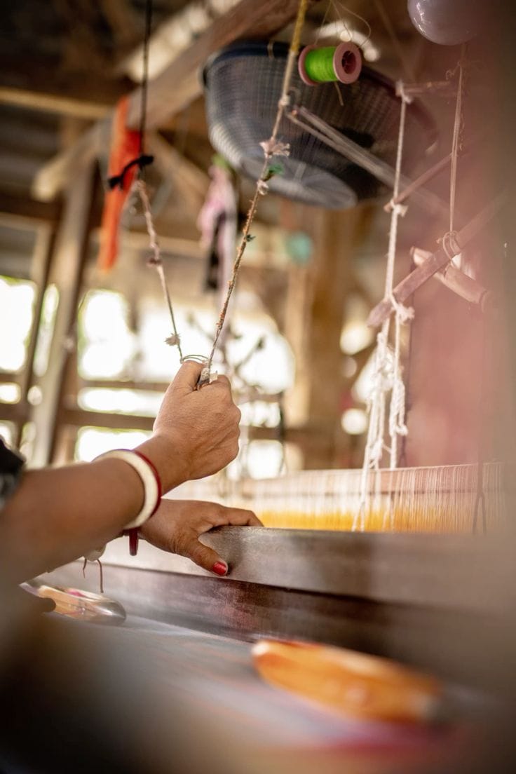 Despite modern challenges from power shortages and machine-made synthetic competition, the magic in the fingers of Bhagalpur's weavers remains irreplaceable. It stands as a brilliant testament to India’s enduring handloom legacy, making it a proud cultural anchor for the nation.