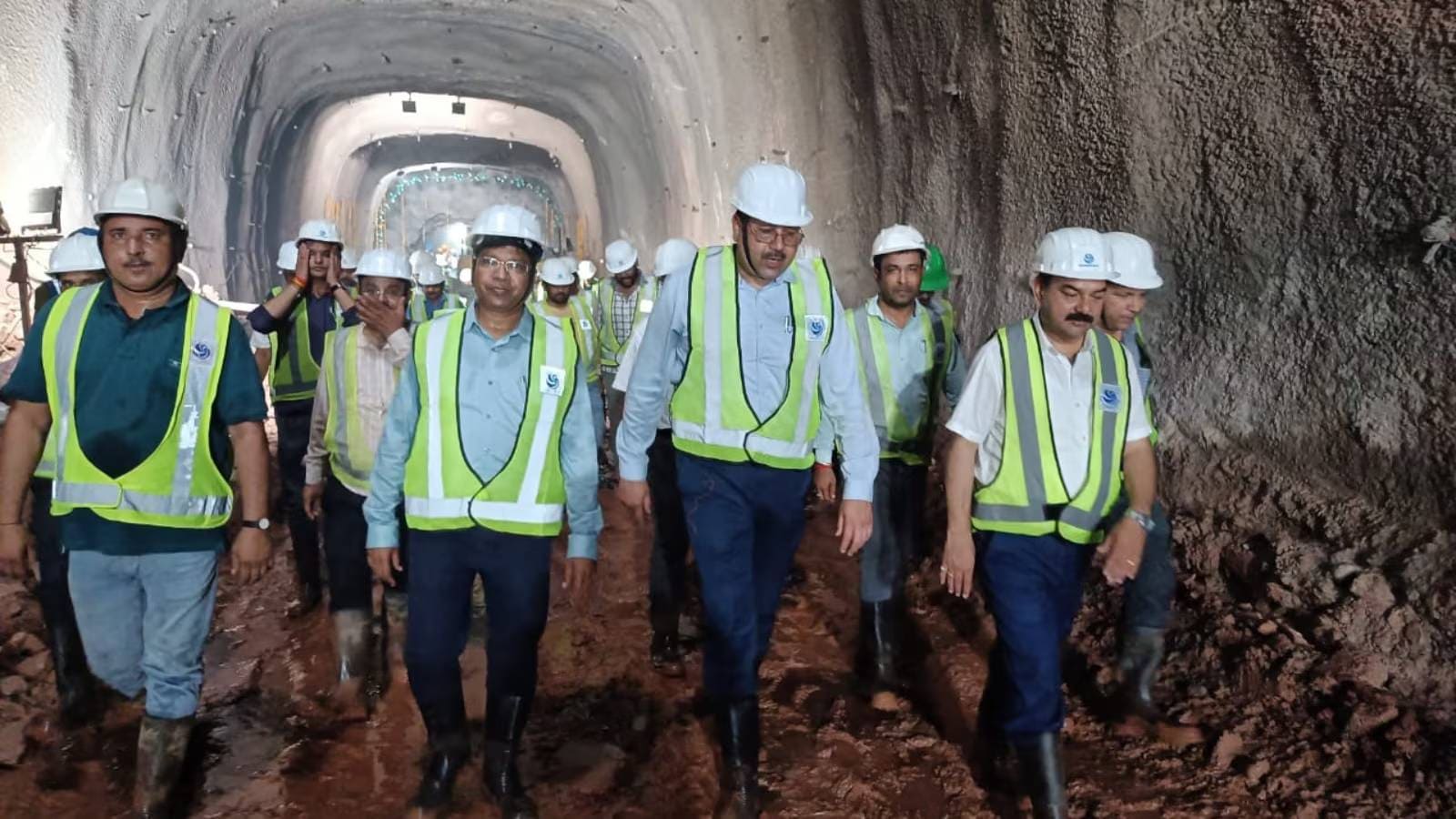 The tunnel is scheduled to open to the public on June 20. Once operational, it will become a key segment for long-distance travellers using the Western India highway network. The tunnel is scheduled to open to the public on June 20. Once operational, it will become a key segment for long-distance travellers using the Western India highway network.