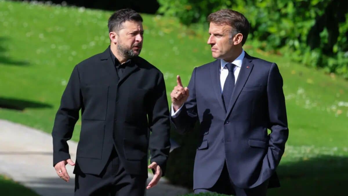 Accidental Hot Mic At G7: Macron, Zelensky Discuss 'Difficult' Trump Meeting | Watch