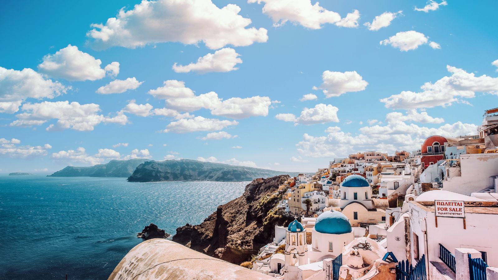 Greece: 33% Non-Issuance RateOne of Europe's most popular holiday destinations, Greece saw about one in three Indian visa applications fail to result in a visa. More than 13,500 applications were not issued visas in 2025.
